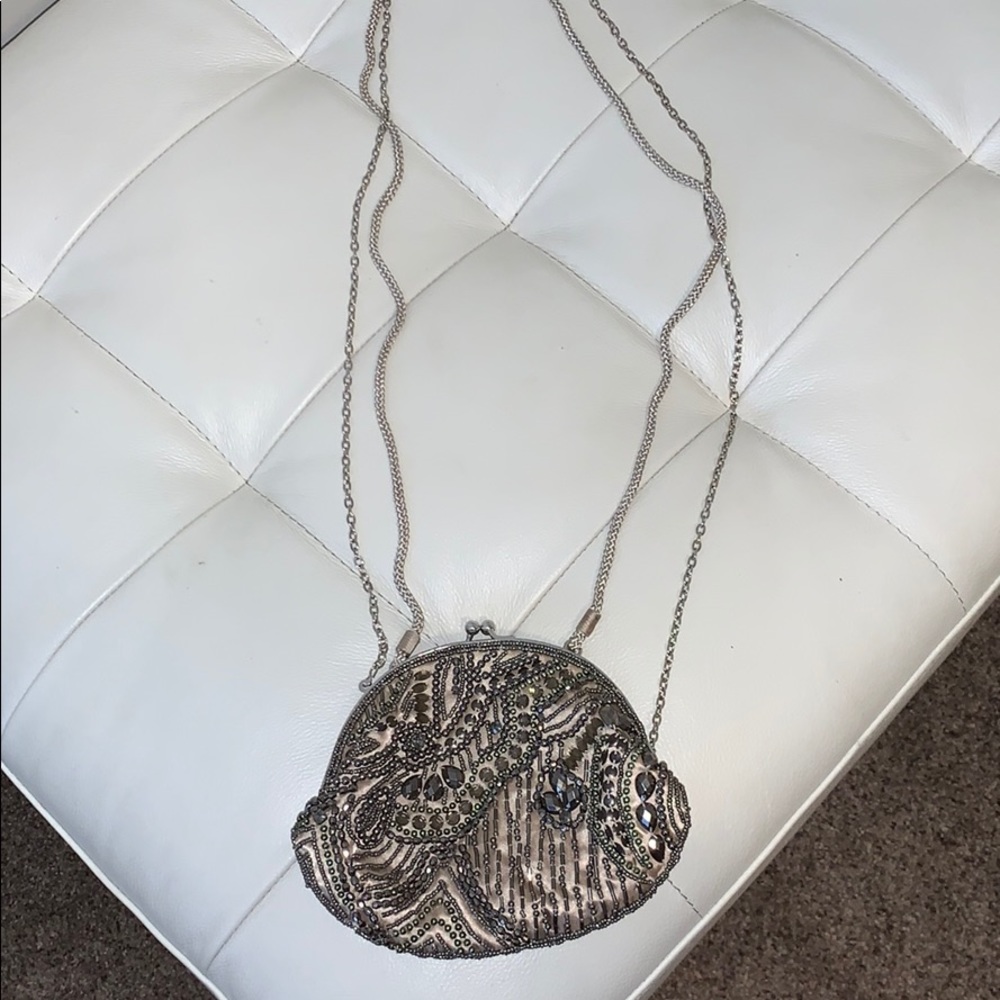 Small detailed beaded coin purse